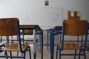 Μόνο αιτιολογημένες απολύσεις ιδιωτικών εκπαιδευτικών λέει η ΟΙΕΛΕ