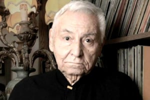 Γιάννης Βούρος: Πέθανε ο σχεδιαστής που έντυσε πρωταγωνίστριες του ελληνικού σινεμά (pic)