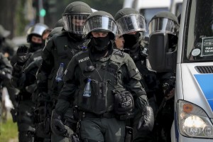 Συναγερμός στη Γερμανία - Αυτοκίνητο εισέβαλε στα γραφεία του SPD