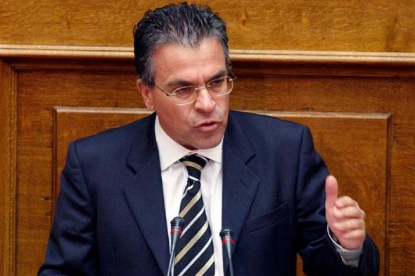 Παραιτείται από βουλευτής ο Αργύρης Ντινόπουλος λόγω υποψηφιότητας στον Δήμο Βριλησσίων