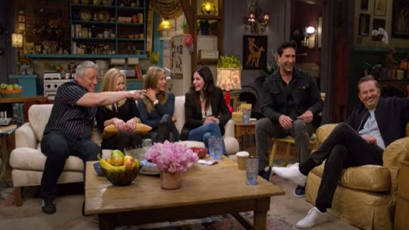 Friends: Κυκλοφόρησε το trailer της επανένωσης (βίντεο)