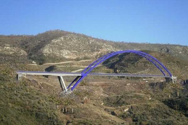 Νέα παράταση για να δοθεί στην κυκλοφορία η γέφυρα στην Τσακώνα