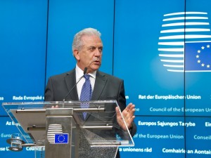 Αβραμόπουλος: «Ισχυρή Σένγκεν σημαίνει περισσότερο ενιαία και συνεκτική Σένγκεν»