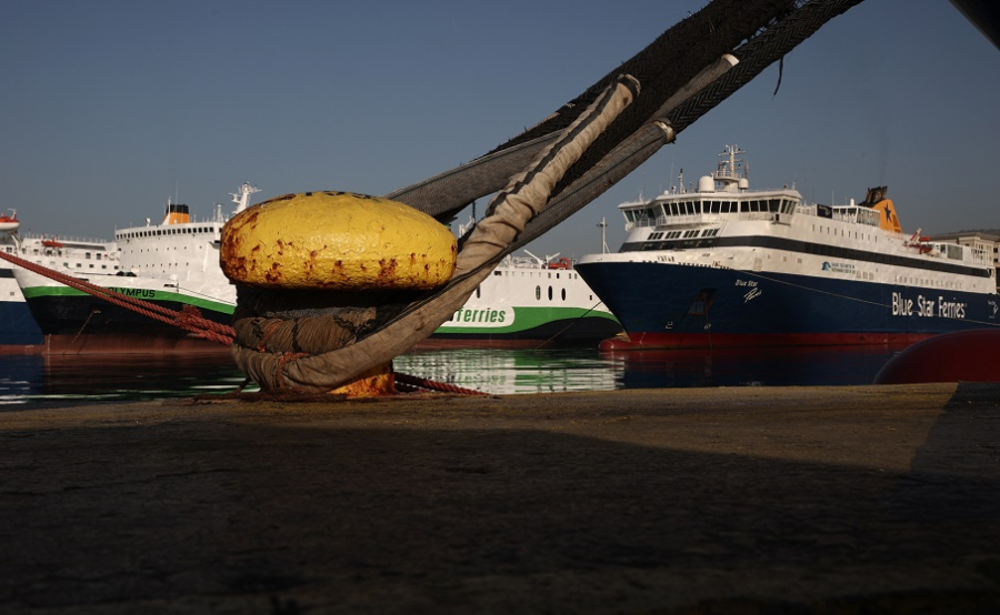 Κανονικά τα δρομολόγια πλοίων από Πειραιά - Απαγορευτικό από Ραφήνα-Λαύριο