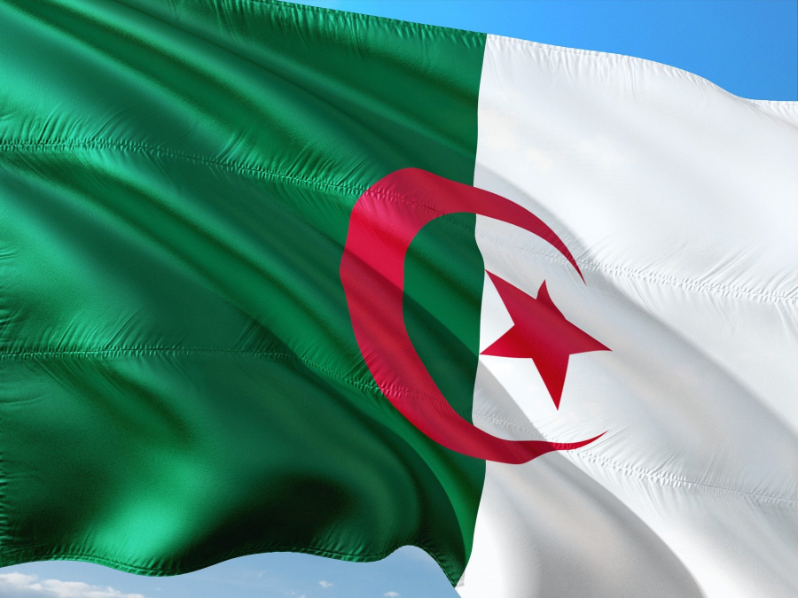 Αλγερία: Η χώρα γιορτάζει με λαμπρότητα τα 60 χρόνια από την ανεξαρτησία της
