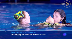 Σοκαριστική σκηνή σε τελικό: Αθλήτρια της συγχρονισμένης λιποθύμησε μέσα στην πισίνα (εικόνες, βίντεο)