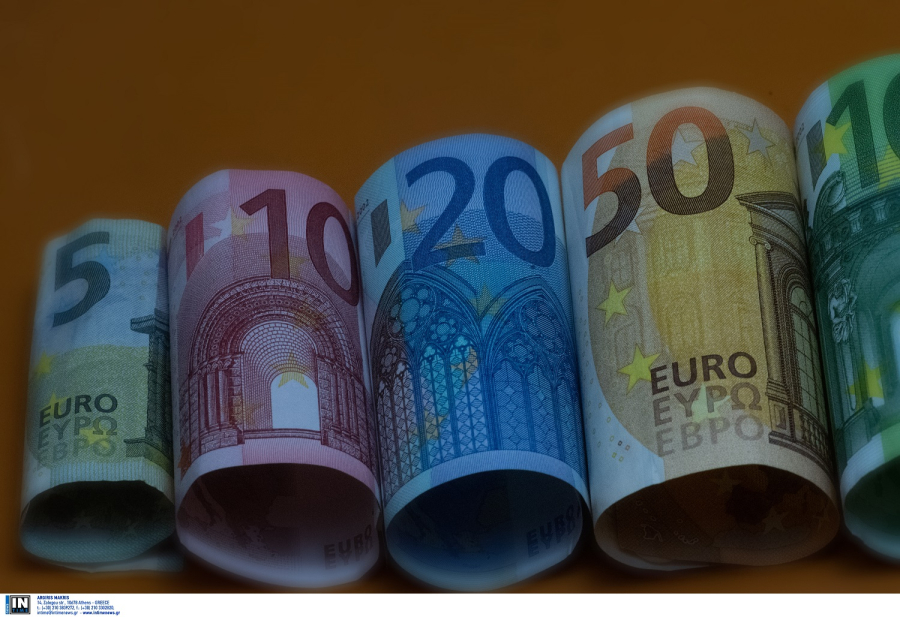 ΔΥΠΑ: Πάνω από 250.000 δικαιούχοι για το voucher 1.000 ευρώ