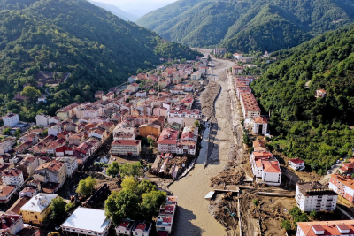 Τουρκία: Ανέβηκαν στους 62 οι νεκροί από τις πλημμύρες - Συλλυπητήρια από το ελληνικό ΥΠΕΞ (βίντεο, εικόνες)