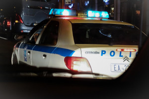 Συμπλοκή αστυνομικών με χούλιγκαν στην Ηλιούπολη, τραυματίστηκε ένας αστυνομικός