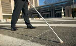 ΕΣΑμεΑ: Να αντικατασταθεί ο όρος «τυφλότητα» με αυτόν της «αναπηρίας όρασης»