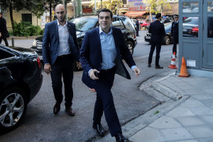 ΣΥΡΙΖΑ: Δύσκολος ο δρόμος μέχρι το Συνέδριο - Πώς ο Τσίπρας «κερδίζει» ηρεμία εντός του κόμματος