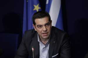 Bloomberg: Οι Έλληνες στηρίζουν την κυβέρνηση Τσίπρα