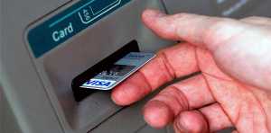 Μερική άρση στους περιορισμούς καρτών για ηλεκτρονικές αγορές