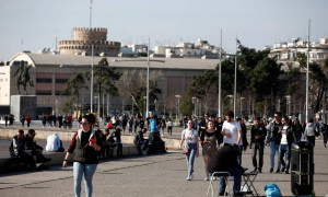 Δημοσκόπηση - Θεσσαλονίκη: Το 50% πιστεύει ότι θα κολλήσει τον κορονοϊό!