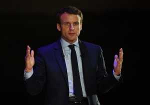 «Ντέρμπι» Μακρόν - Λεπέν στον πρώτο γύρο των γαλλικών εκλογών