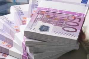 ΕΚΤ: Την Πέμπτη η τελική απόφαση για την «τύχη» του χαρτονομίσματος των 500 ευρώ