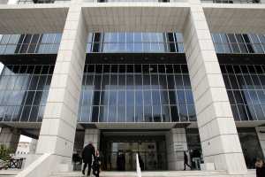 Αντισυνταγματική διάταξη για ποινές «χάδι» σε αδικήματα υπαλλήλων ΝΠΙΔ