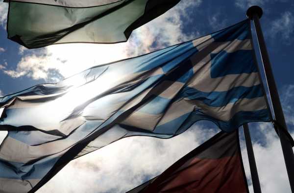 Σε ύφεση 0,4% η ελληνική οικονομία