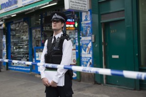 Συναγερμός στον σταθμό Χόλμπορν του Λονδίνου - Συνελήφθη άντρας με μαχαίρι