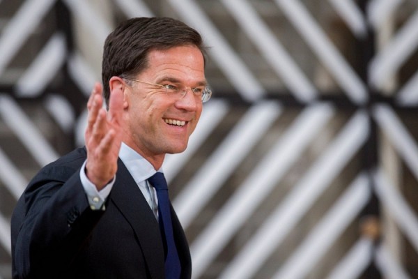 Μετά από 208 «άγονες» μέρες, η Ολλανδία απέκτησε νέα κυβέρνηση