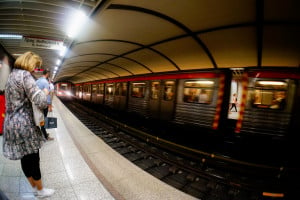 Μειώνεται ο χρόνος αναμονής στο Μετρό - Το σχέδιο του υπουργείου Υποδομών