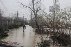 Ενας νεκρός από τις πλημμύρες στην Αλβανία