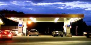 Πρόστιμα στους βενζινοπώλες για το σύστημα εισροών-εκροών