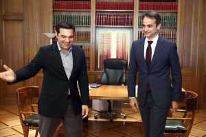 Ο Τσίπρας ενημερώνει τους πολιτικούς αρχηγούς για το Κυπριακό