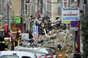 Κατέρρευσαν δύο κτίρια στη Μασσαλία- Δύο τραυματίες (pics+vid)