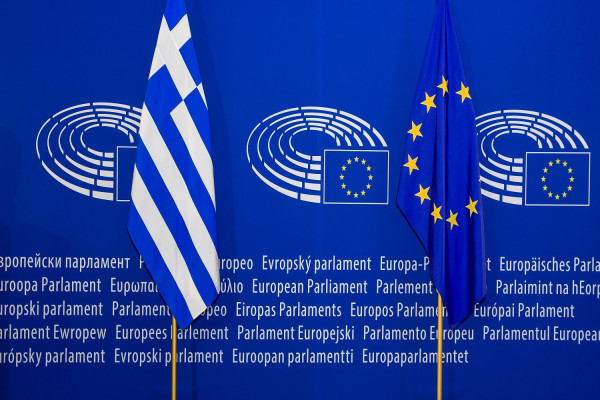 Υπ. Οικονομίας: Ενισχύθηκε η ανάκαμψη της ελληνικής οικονομίας το 2018