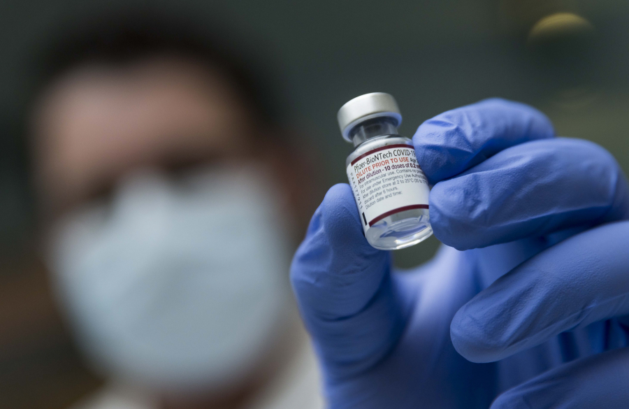 Νέα έρευνα: Οι υποπαραλλαγές ΒΑ.4 και ΒΑ.5 «ξεφεύγουν» από αντισώματα και εμβόλια