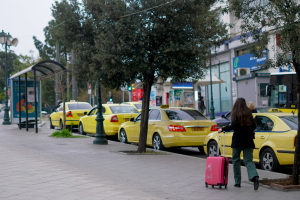 «Aνάσα» για τα ταξί η μείωση στο φυσικό αέριο κίνησης