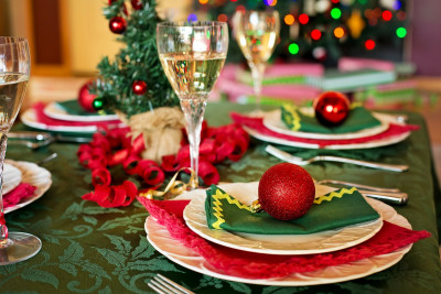 Χριστούγεννα στον καιρό του κορονοϊού: Χρήσιμες συμβουλές για γιορτές με ασφάλεια