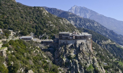 63χρονος Ρουμάνος ομολόγησε εμπρησμό σε κελί μοναχών στο Άγιο Όρος