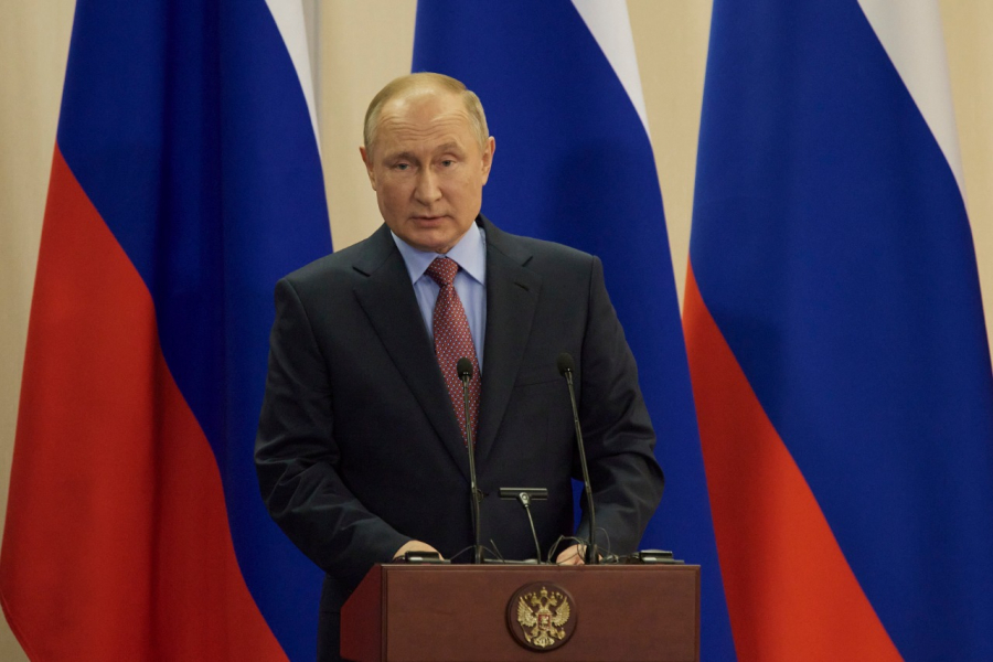 Πόλεμος στην Ουκρανία: Επικοινωνία Μακρόν με Πούτιν, τι όρους έθεσε ο Ρώσος πρόεδρος