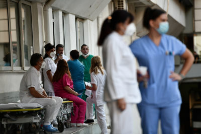 Με επίδομα 1800 ευρώ σε στρατιωτικούς γιατρούς «νομάδες» προσπαθούν να καλύψουν τις ελλείψεις στα νοσοκομεία