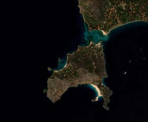 Η διάσημη παραλία του Σίμου στην Ελαφόνησο από το διάστημα (φωτό)