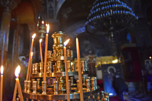 Ιερόσυλοι έκλεψαν χρυσά τάματα από εκκλησία στη Δυτική Αχαΐα