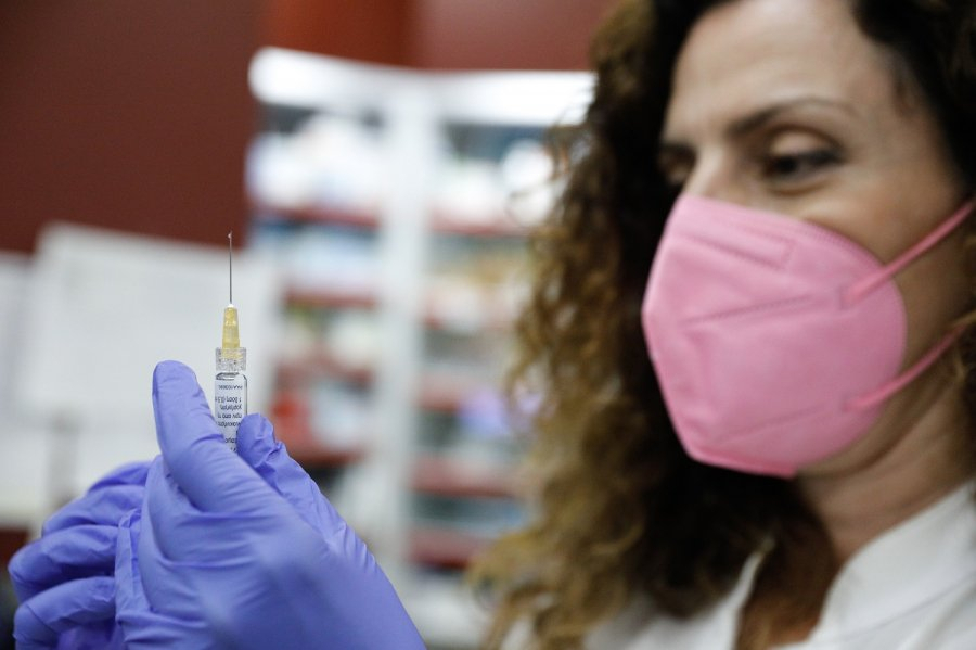 Γεωργαντάς: Σήμερα θα ξεπεράσουμε 7 εκατ. εμβολιασμένους