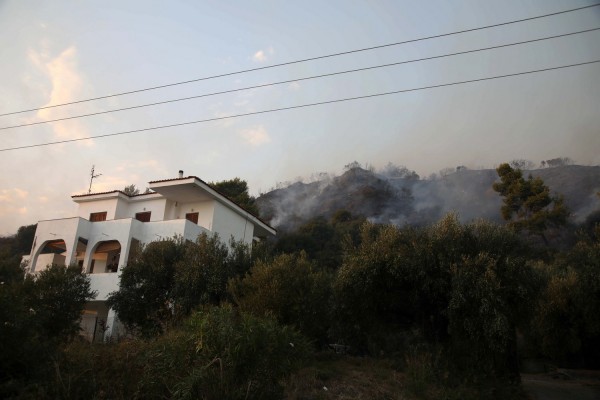 Καταγραφή ζημιών από την πυρκαγιά στη Χαλκιδική