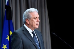 Αβραμόπουλος: Mοιραία για την ΕΕ η κατάργηση χώρου Σένγκεν