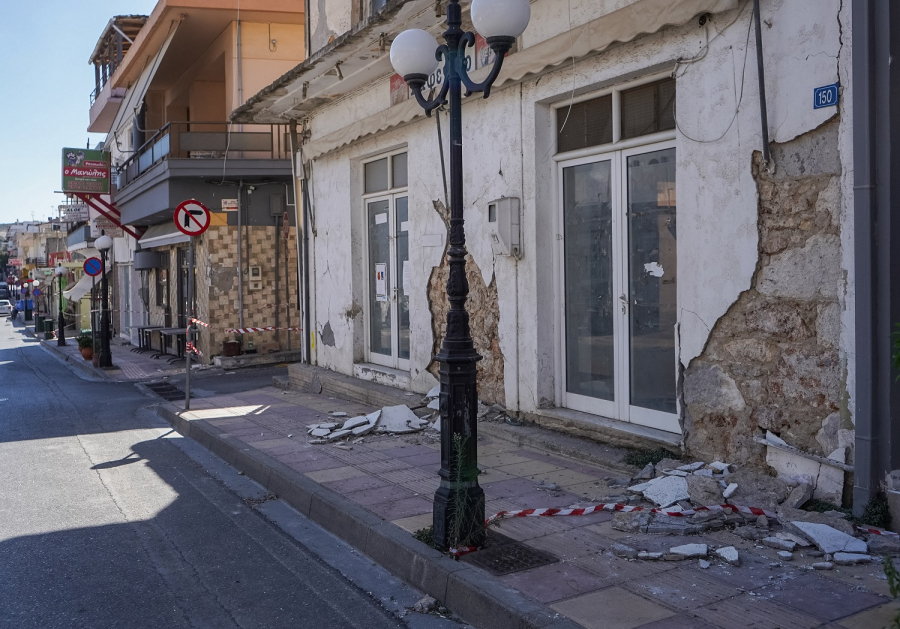 Περισσότερα από 3.500 τα μη κατοικήσιμα σπίτια μετά τον σεισμό στην Κρήτη
