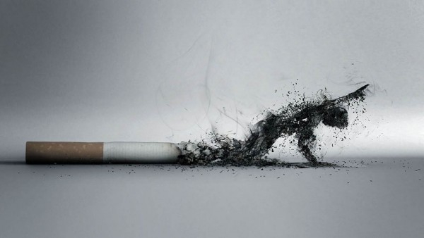 Οι Ελληνες κόβουν το τσιγάρο -Τι δείχνει έρευνα για τους καπνιστές