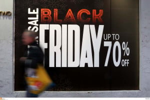 Black Friday: Αυτά είναι τα 35 καταστήματα που δηλώνουν «παρών» στη διάλυση τιμών