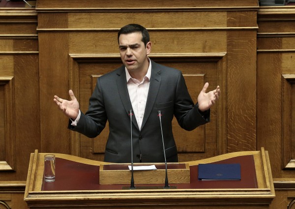 Ενημερώνει τη Βουλή αύριο για το Κυπριακό ο Τσίπρας