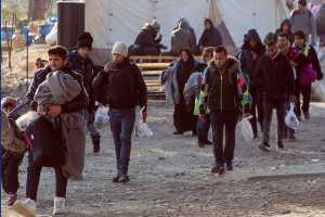 Εγκλωβισμένοι στην Ειδομένη 1.000 πρόσφυγες