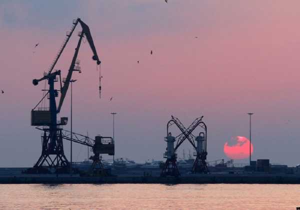 Αντιμετωπίστηκε ρύπανση από φορτηγό πλοίο στο λιμάνι του Κερατσινίου