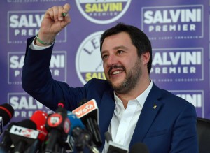 Σαλβίνι: Η προεδρία βουλής και γερουσίας πρέπει να δοθεί σε όσους κέρδισαν τις εκλογές