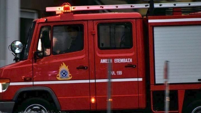 Ηράκλειο: Φωτιά σε δύσβατη περιοχή στη Βιάννο, αδυνατούν να προσεγγίσουν οι πυροσβέστες