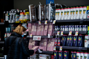 Σούπερ μάρκετ: Η ακρίβεια «στρέφει» τους καταναλωτές στα προϊόντα ιδιωτικής ετικέτας
